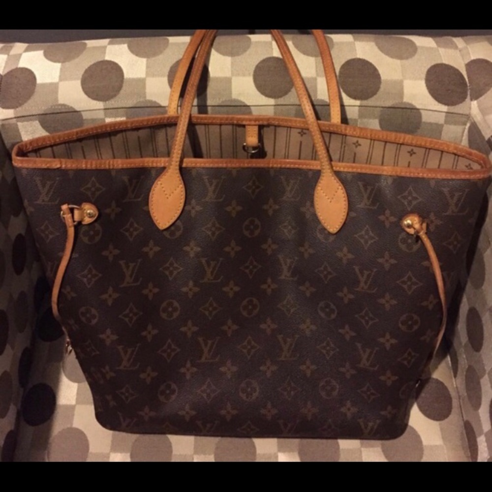 Authentic medium neverfull Louis Vuitton